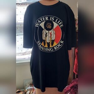 Graphic T-shirt Statement Tshirts #NODAPL Standing Rock Water Is Life